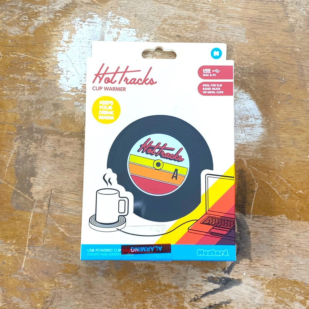 Hot tracks cup warmer NWT